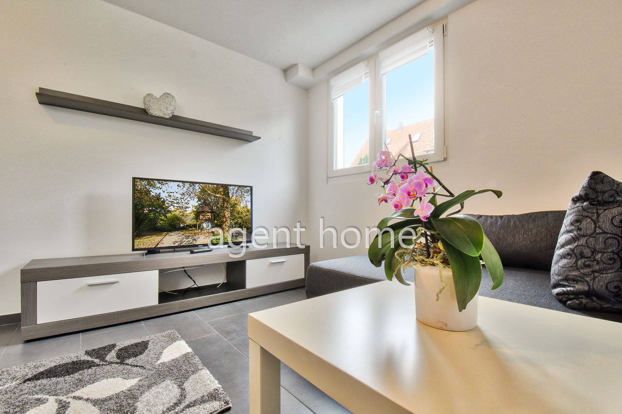 Helle Einliegerwohnung mit Garten 2 Zimmer in Stuttgart Hofen